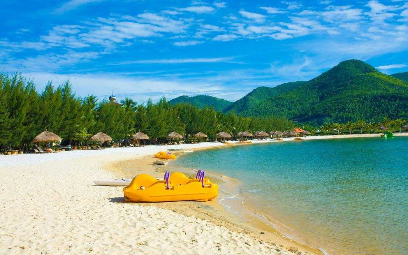 Kinh nghiệm du lịch biển Nha Trang một mình an toàn kỳ du lịch hè 2025-1