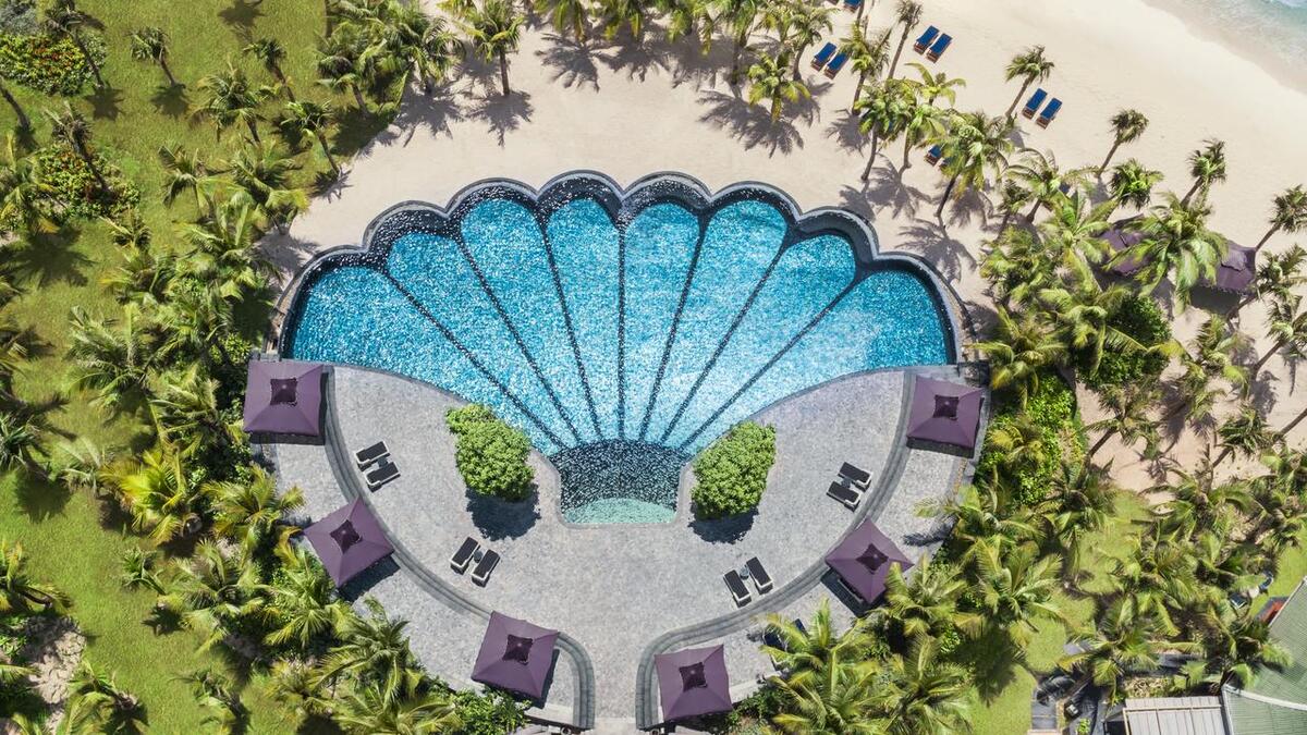 top-resort-co-ho-boi-vo-cuc-dep-nhat-phu-quoc-1
