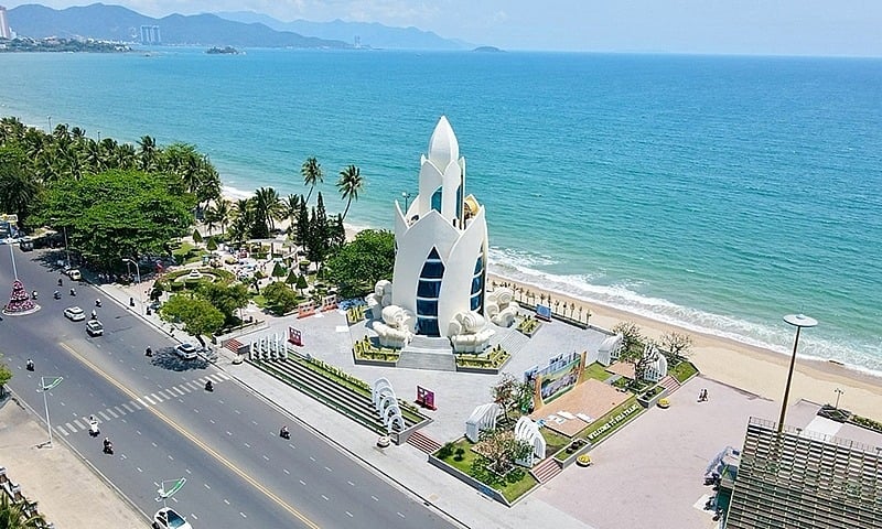 Từ Hà Nội đến Nha Trang bao nhiêu tiếng