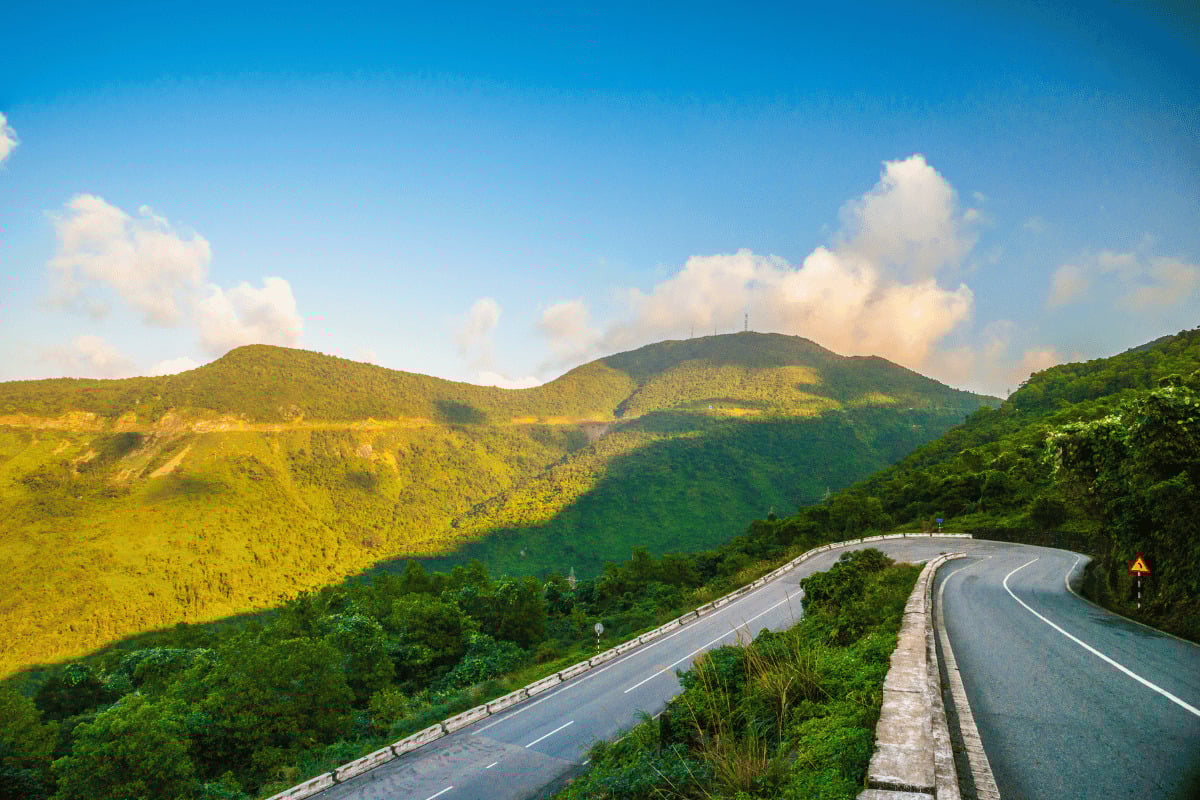 Từ sân bay Đà Nẵng đến Huế bao nhiêu km? - ảnh 2