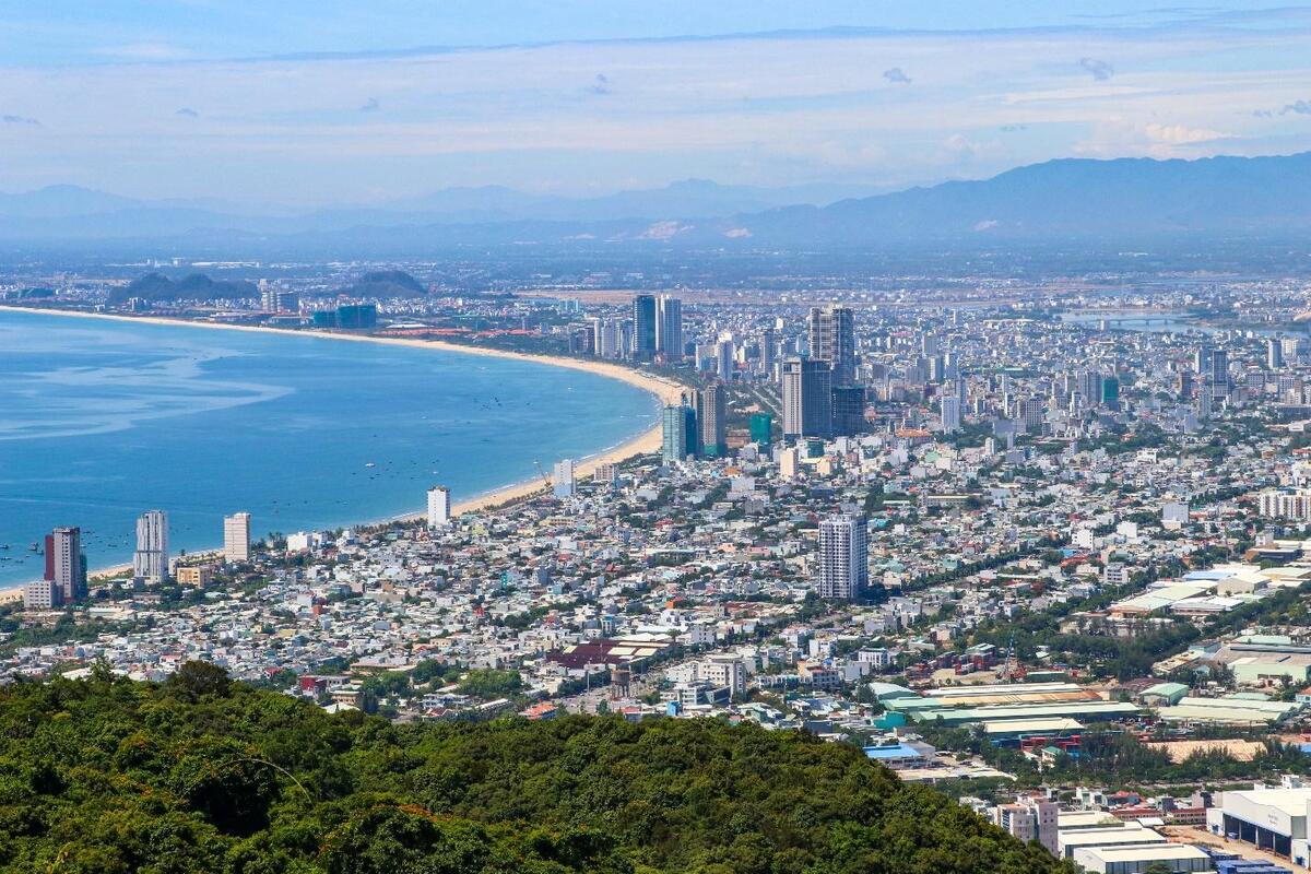 Biển Đà Nẵng nhìn từ trên cao