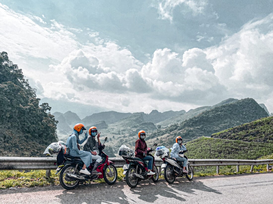 Nên đi xe số hay xe ga khi đổ đèo Hà Giang? - ảnh 2