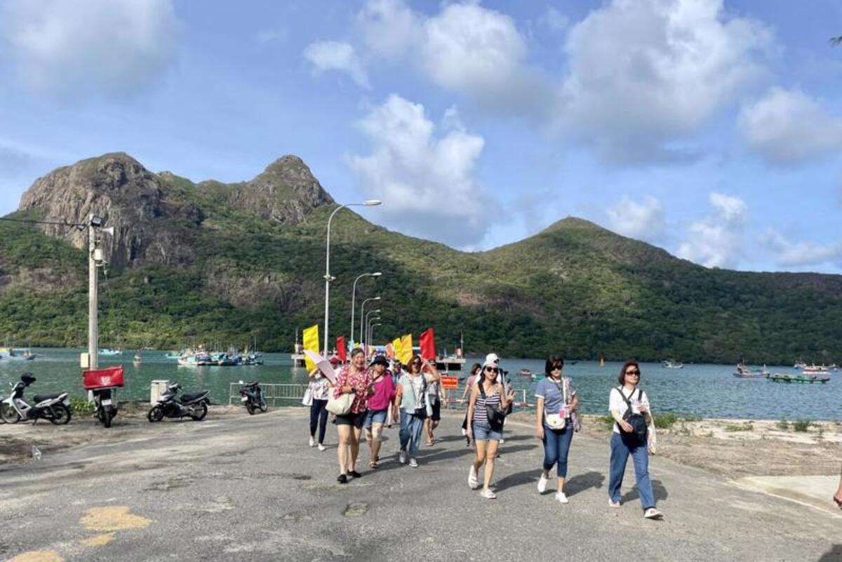 Tại sao vé máy bay đi Côn Đảo đắt? - ảnh 4