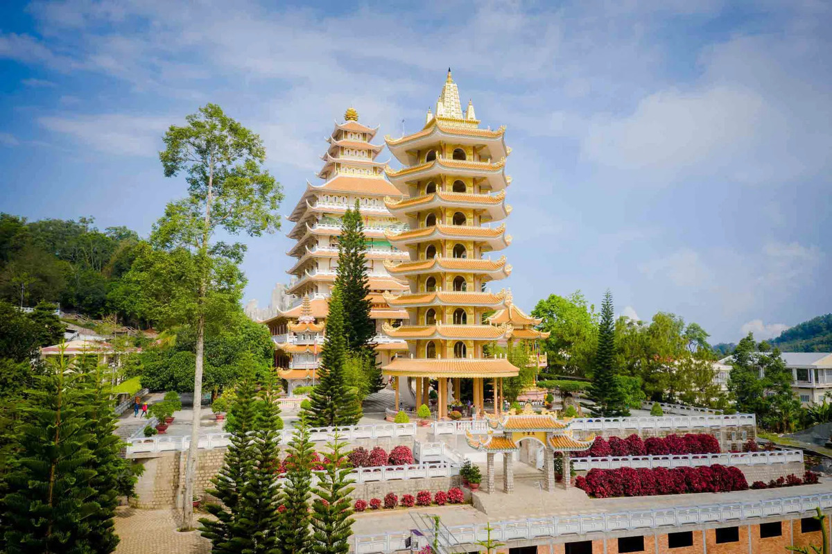 Top 5 trải nghiệm đáng thử nhất khi khám phá khu du lịch Núi Cấm An Giang - ảnh 1
