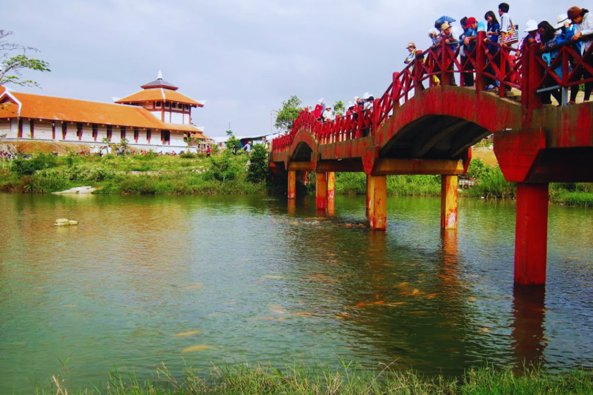 Top 5 trải nghiệm đáng thử nhất khi khám phá khu du lịch Núi Cấm An Giang - ảnh 3