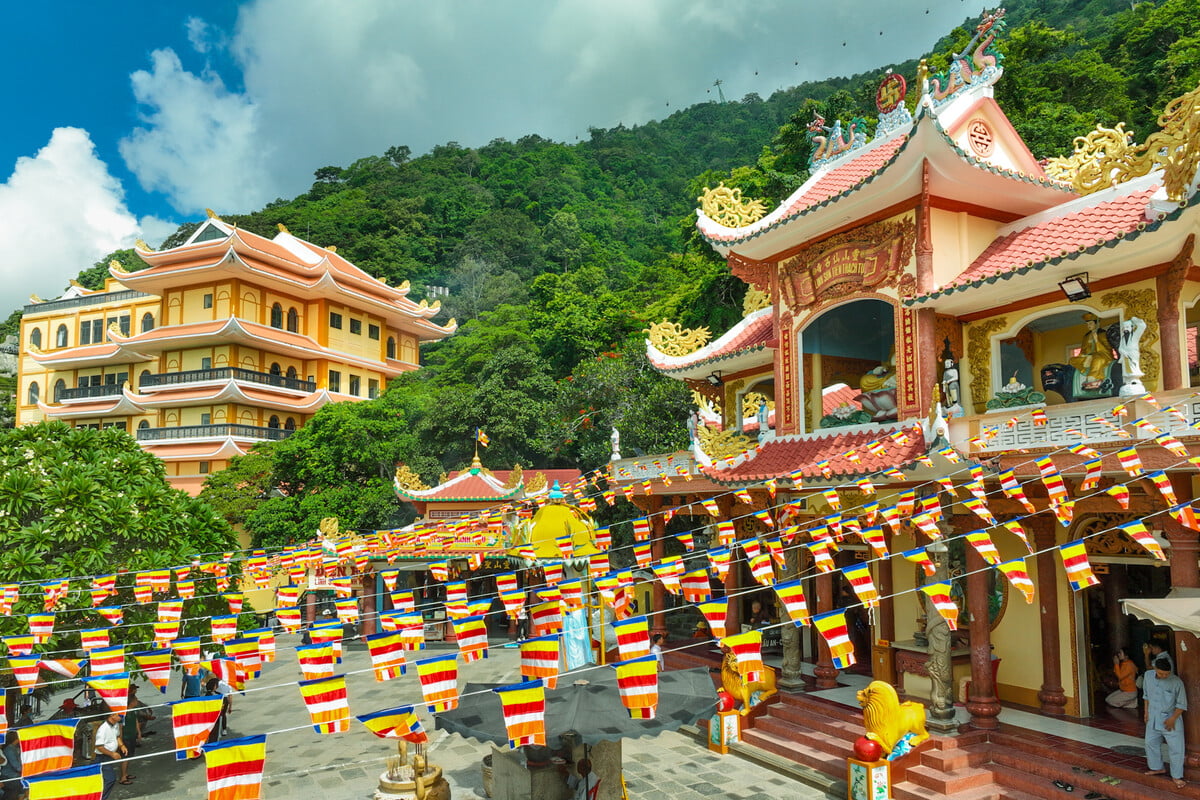 Kinh nghiệm viếng chùa Bà Đen Tây Ninh: Cẩm nang du lịch dành cho người mới - ảnh 2