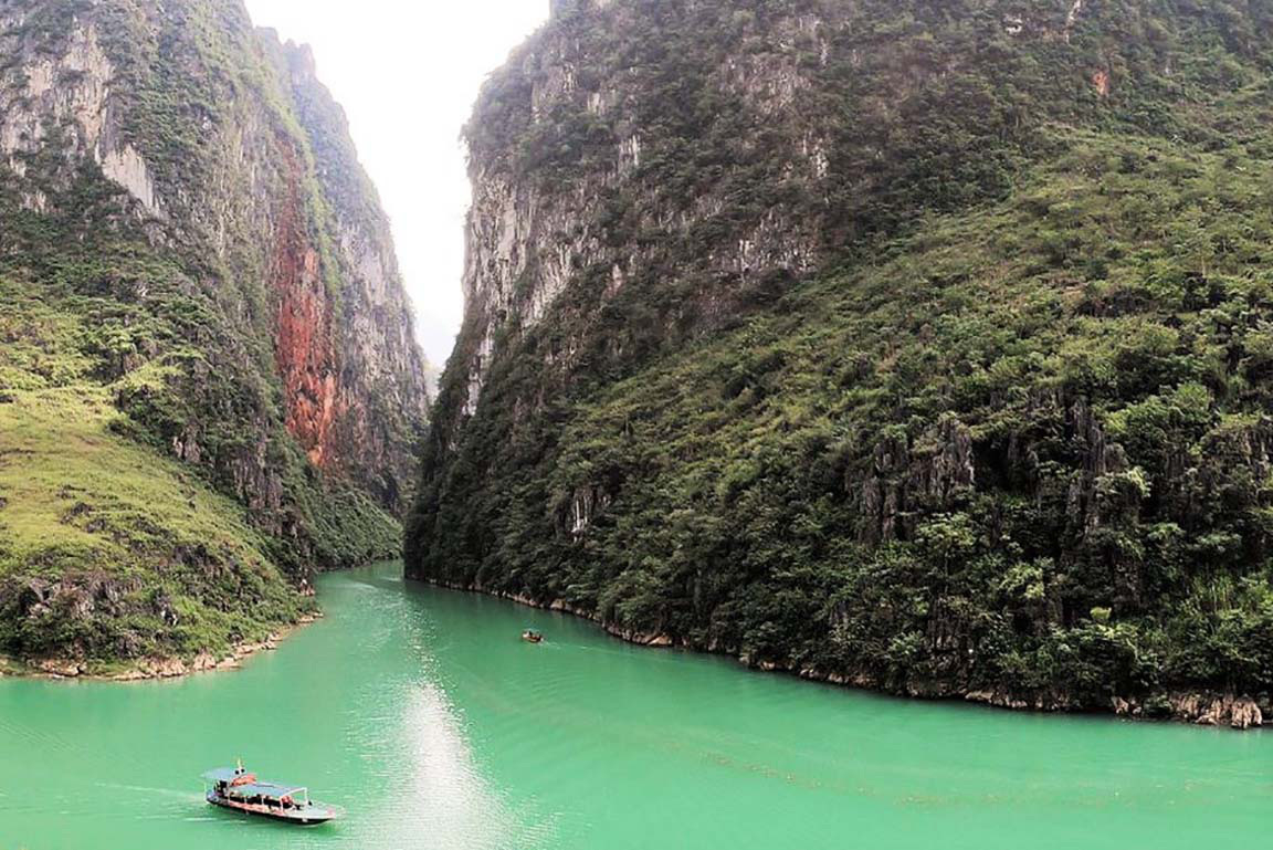 Kinh nghiệm đi thuyền trên sông Nho Quế, chiêm ngưỡng Hẻm Tu Sản kỳ vĩ bậc nhất Đông Nam Á của Hà Giang - ảnh 5