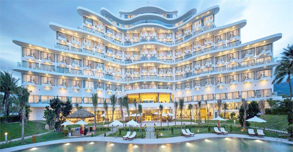 Top 7 resort đẹp bậc nhất Nha Trang cho kỳ du lịch hè 2025 - ảnh 1