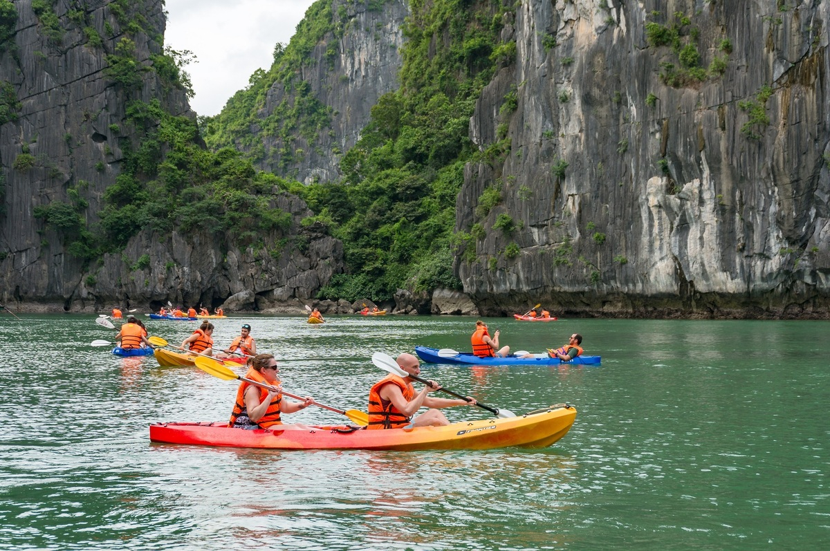 Khám phá đảo Cát Bà hè 2025: Những hoạt động trải nghiệm không nên bỏ lỡ - ảnh 3