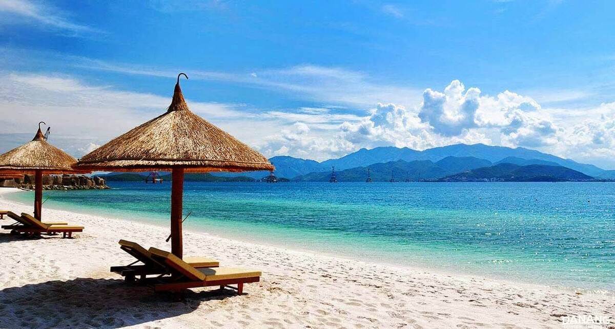 Bất ngờ với khoảng cách từ sân bay Đà Nẵng đến biển Mỹ Khê - ảnh 2