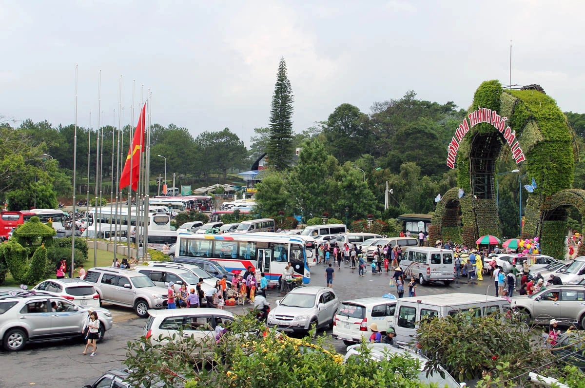 Du lịch biển đảo bùng nổ dịp lễ 30/4 - 1/5: Lượng khách tăng vọt, nhiều nơi đạt doanh thu khủng - ảnh 6