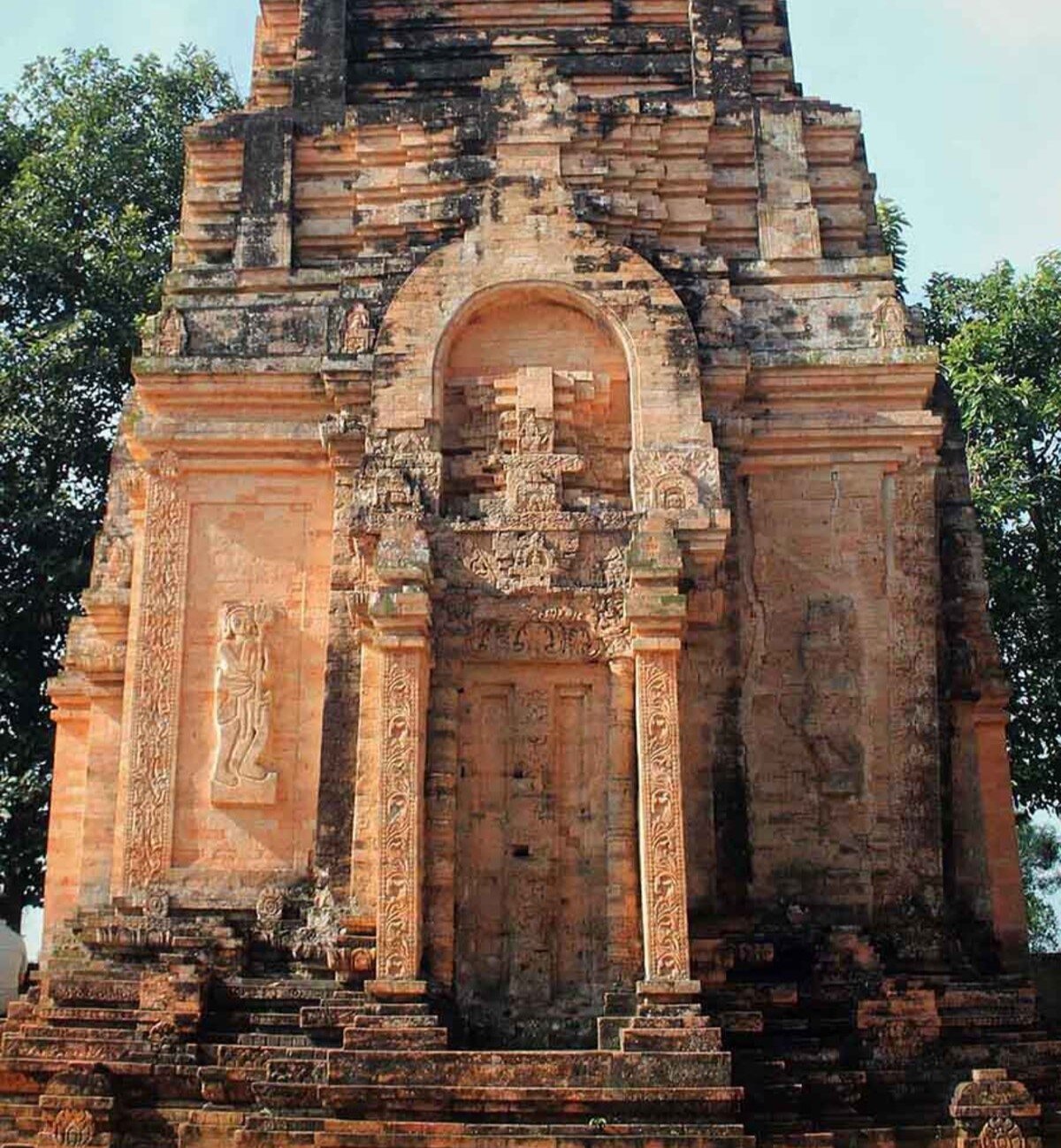 Khám phá tháp Chóp Mạt Tây Ninh - Di tích cổ nghìn năm ít du khách biết - ảnh 2