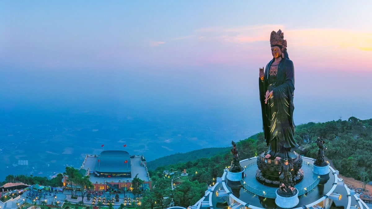 Từ sân bay Tân Sơn Nhất đến Núi Bà Đen bao nhiêu km? - ảnh 3