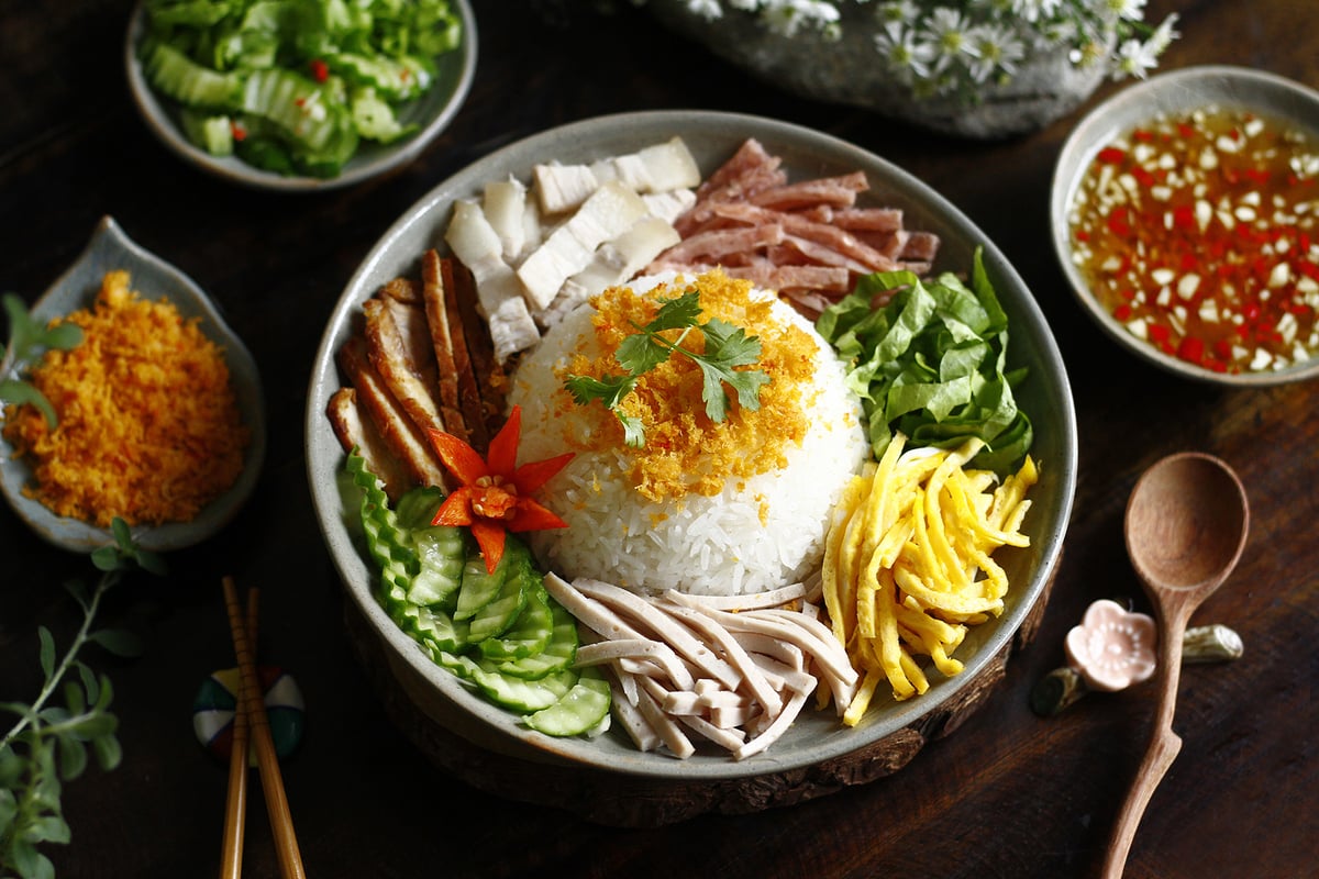 'Food tour' Huế trong 24 giờ: Lịch trình ăn sập cố đô với các món ngon từ sáng đến khuya - ảnh 2