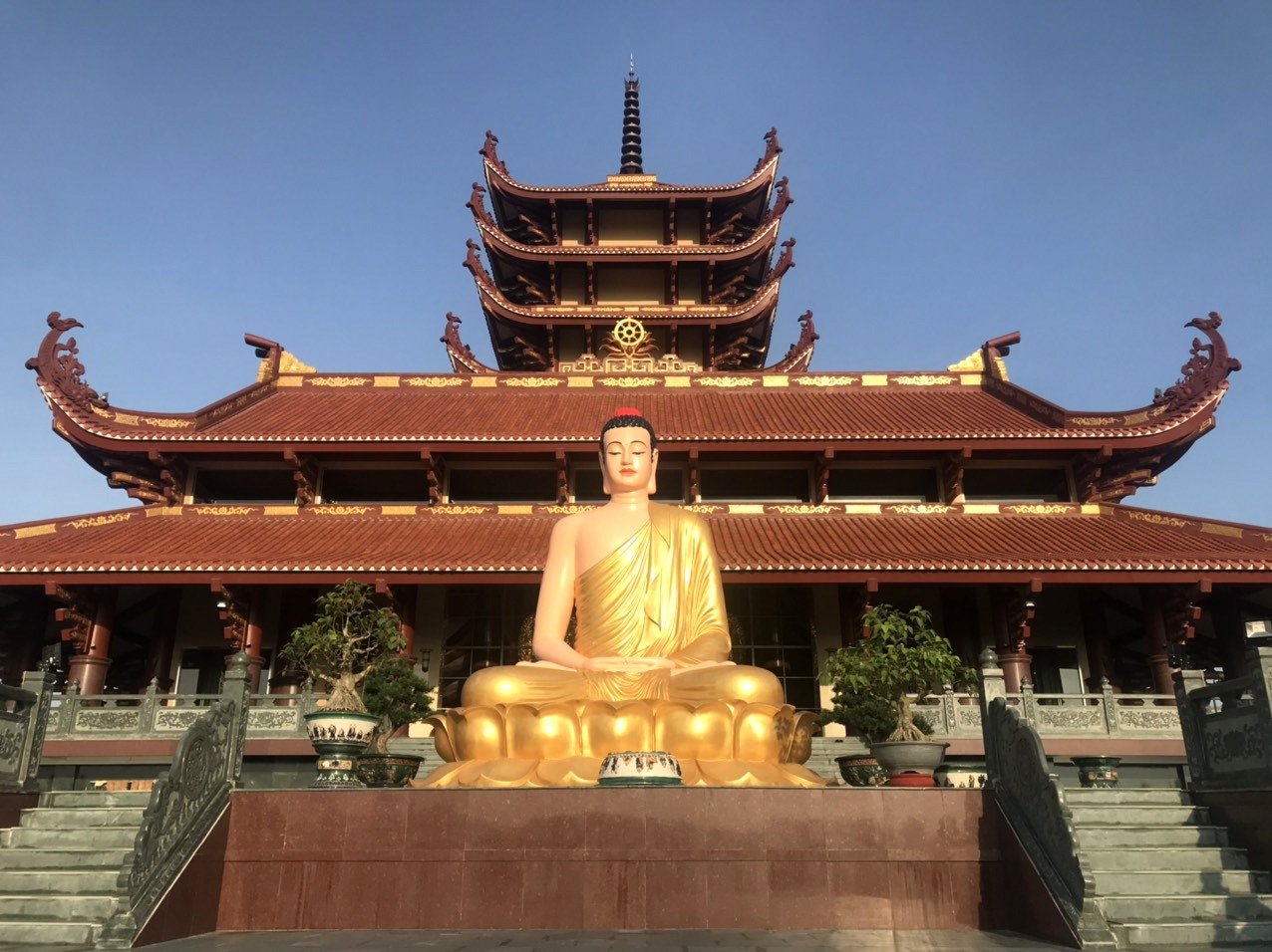 Chiêm ngưỡng 4 ngôi chùa nổi tiếng hai miền Nam Bắc vinh dự cung nghinh xá lợi Đức Phật - ảnh 1