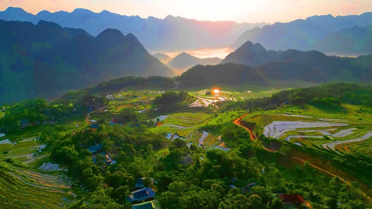 Tháng 5 nên đi du lịch ở đâu miền Bắc? Top những địa điểm đẹp nhất - ảnh 6