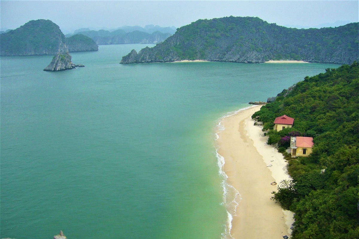 Vịnh Lan Hạ có bãi tắm không? Bãi nào đẹp nhất? - ảnh 4