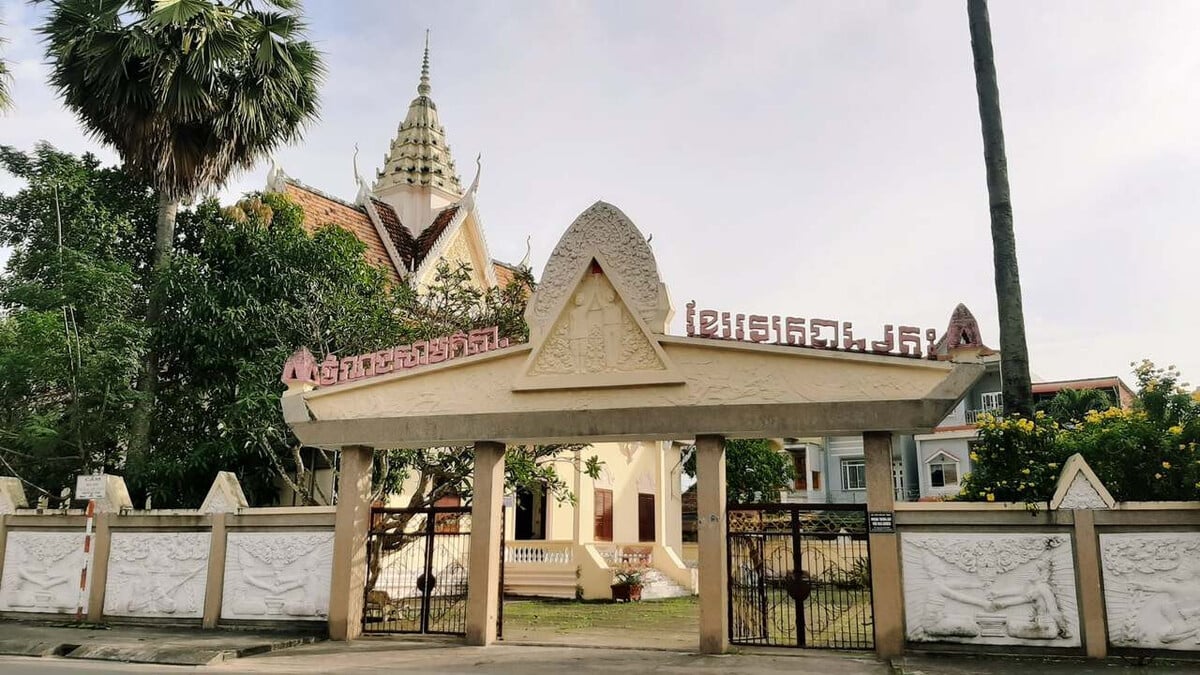 Tham quan bảo tàng Khmer Sóc Trăng - Hành trình khám phá di sản văn hóa Khmer Nam Bộ - ảnh 1
