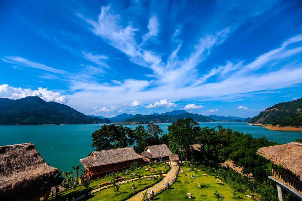 Du lịch 2 người nên đi đâu gần Hà Nội? Gợi ý 7 điểm đến đổi gió 'cực chill' - ảnh 2