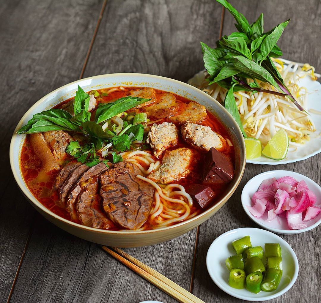 Không chỉ có bún bò Huế, vùng cố đô còn có vô vàn món bún đặc sắc khác - ảnh 1
