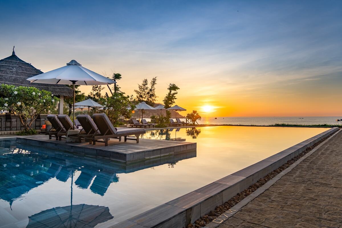 Gợi ý 5 resort view biển đáng nghỉ dưỡng nhất Quy Nhơn dịp hè 2025 - ảnh 2