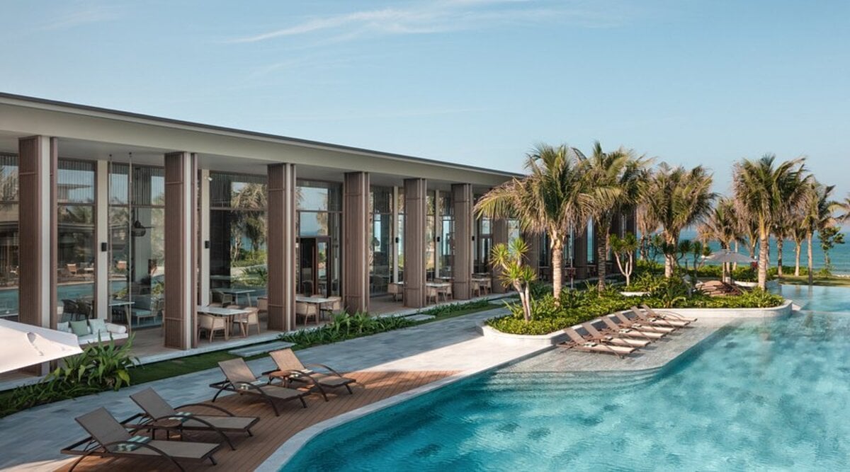 Gợi ý 5 resort view biển đáng nghỉ dưỡng nhất Quy Nhơn dịp hè 2025 - ảnh 4