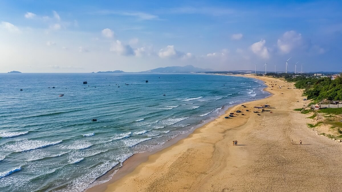 Khám phá những cung đường biển đẹp nhất Bình Định - ảnh 4