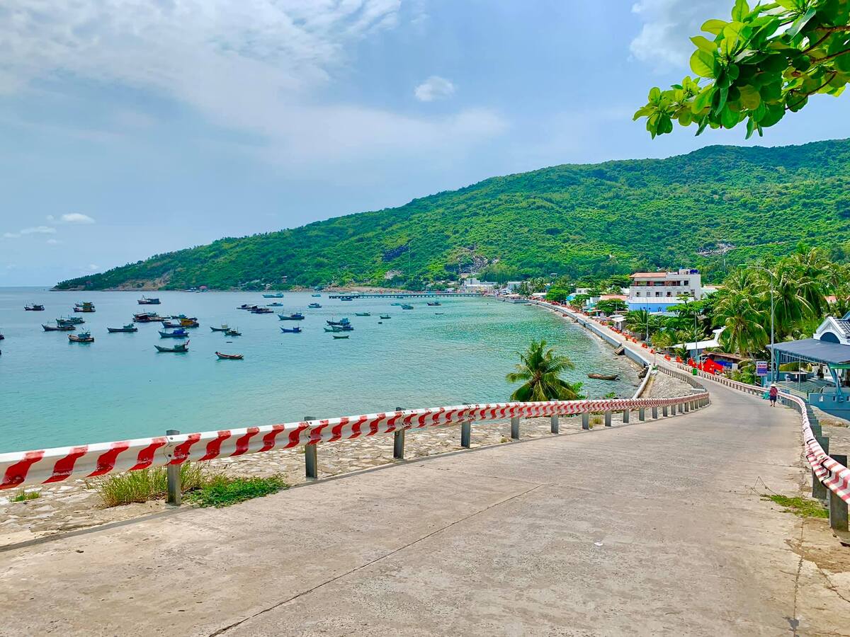 Chinh phục Đỉnh Ma Thiên Lãnh: Ngọn núi cao nhất đảo Hòn Sơn, Kiên Giang - ảnh 3