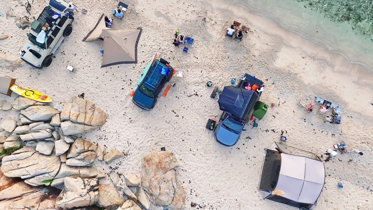 Kinh nghiệm camping Bãi Thùng: Toạ độ hoang sơ, đẹp hiếm có của Ninh Thuận - ảnh 2