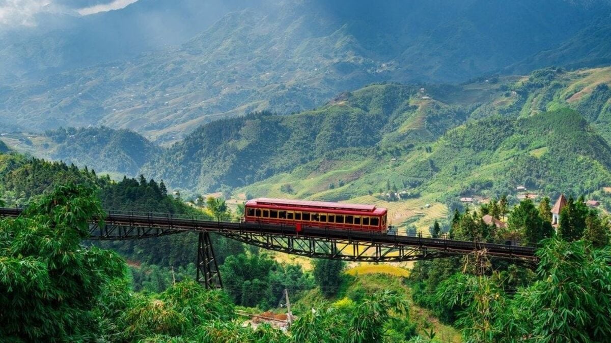 Du lịch hè 2025: Nên đi Sapa hay Mộc Châu? - ảnh 7