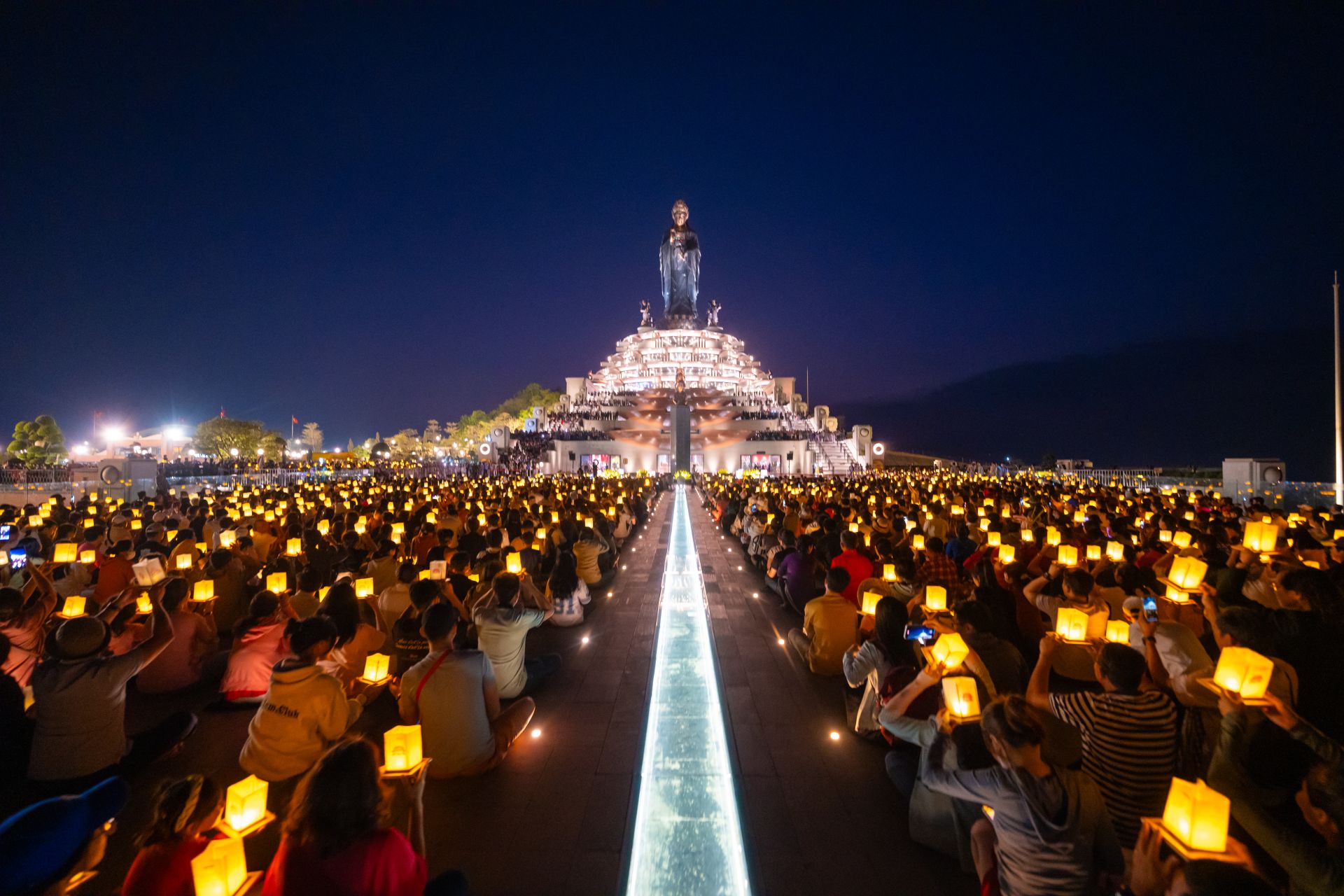 Vesak 2025 và Núi Bà Đen: Khi Việt Nam trở thành trung tâm Phật giáo thế giới - ảnh 2