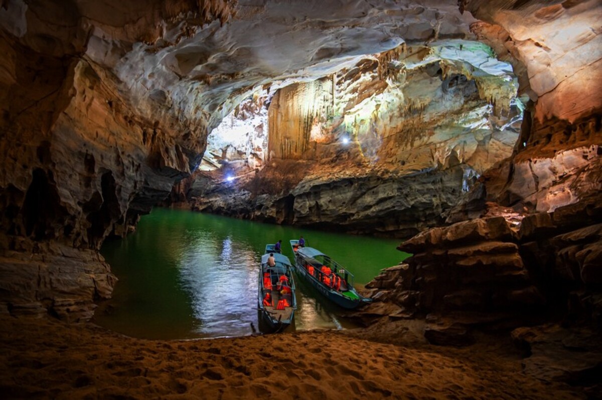 Nơi có con sông ngầm và hang nước dài nhất Việt Nam ai cũng ước được một lần chiêm ngưỡng - ảnh 5
