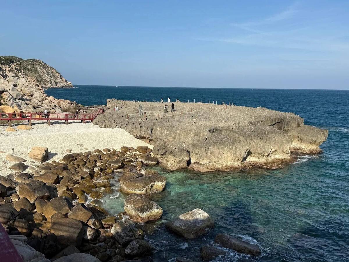Một nơi đẹp như mơ của Ninh Thuận: Núi không cao, hang không sâu, biển tuyệt đẹp - ảnh 2