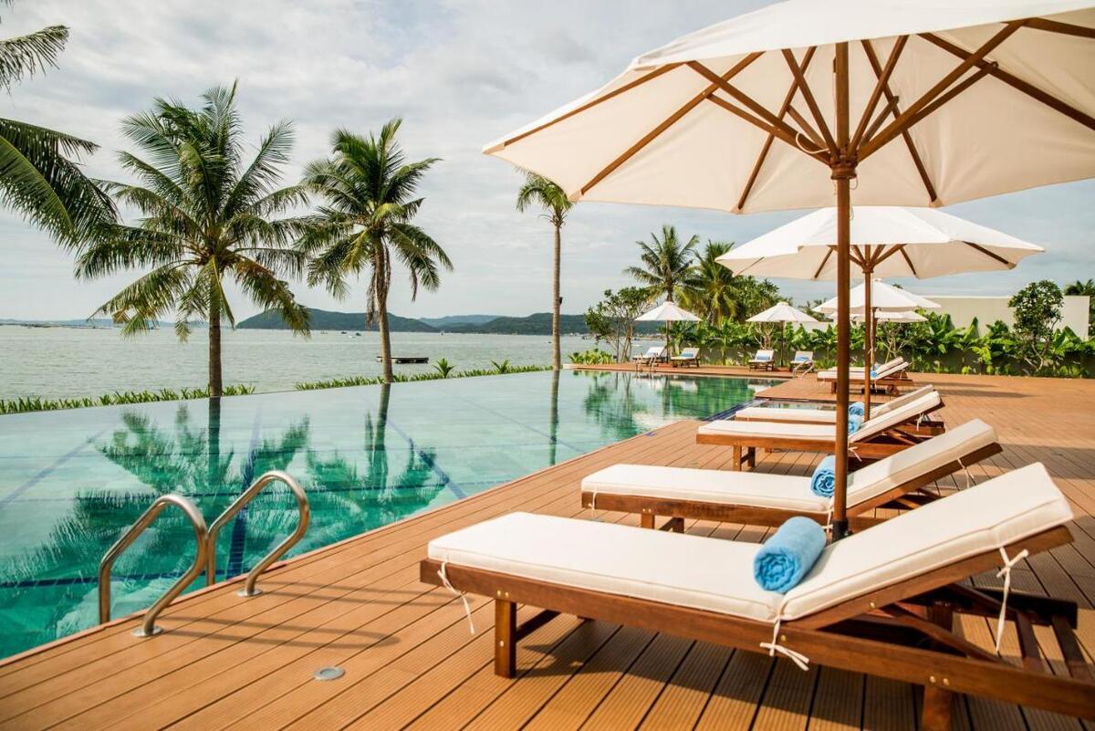 Bỏ túi 5 resort có hồ bơi vô cực đẹp nhất Phú Yên dịp hè 2025 - ảnh 3