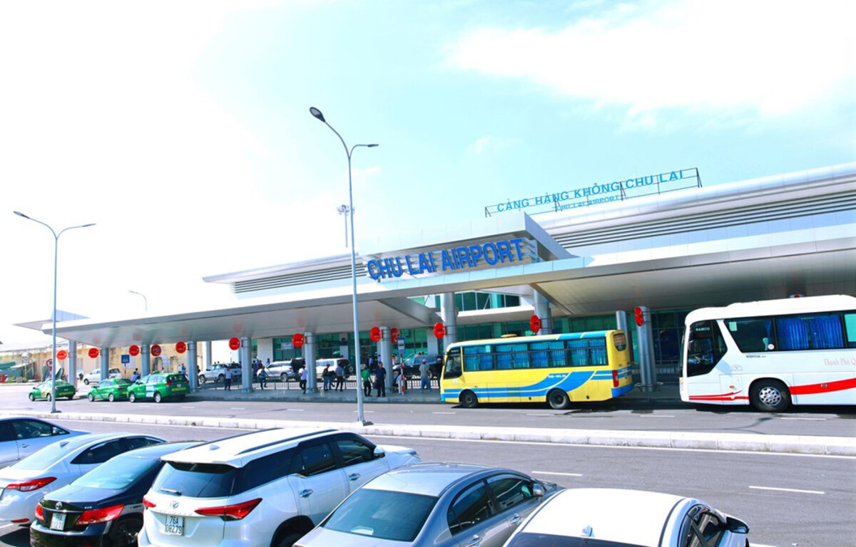 Các phương tiện di chuyển từ sân bay Chu Lai đến thành phố Tam Kỳ - ảnh 3
