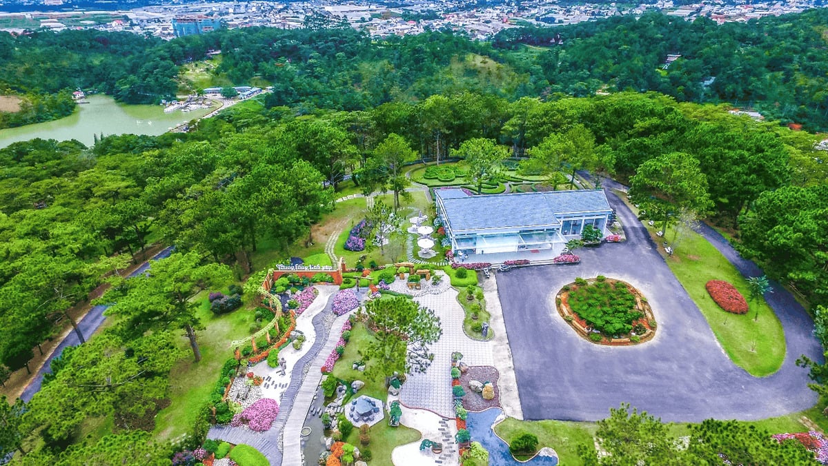 Top 7 điểm du lịch Đà Lạt có cảnh đẹp nhất vào mùa hè - ảnh 1