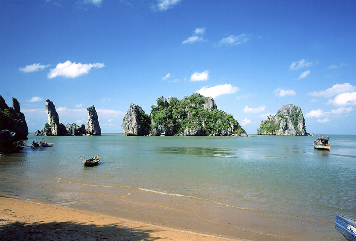 Du lịch biển miền Nam: 5 tỉnh thành đẹp nhất nên đi - ảnh 2
