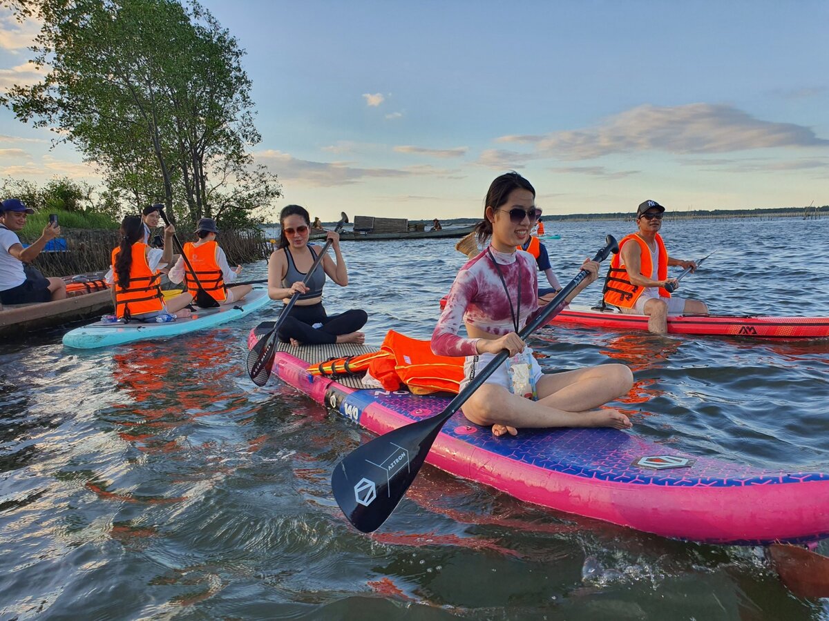 Chèo kayak trên biển (Nguồn: Internet)
