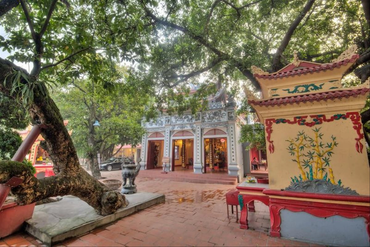 Bên trong Phủ Tây Hồ. (Ảnh: Internet)