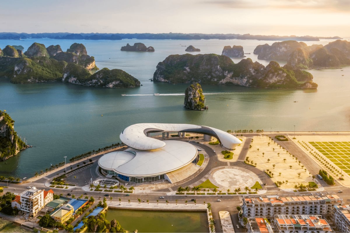 Quảng Ninh được gọi là Việt Nam thu nhỏ nhờ sở hữu đa dạng các địa hình đặc trưng của đất nước. (Ảnh: Internet)