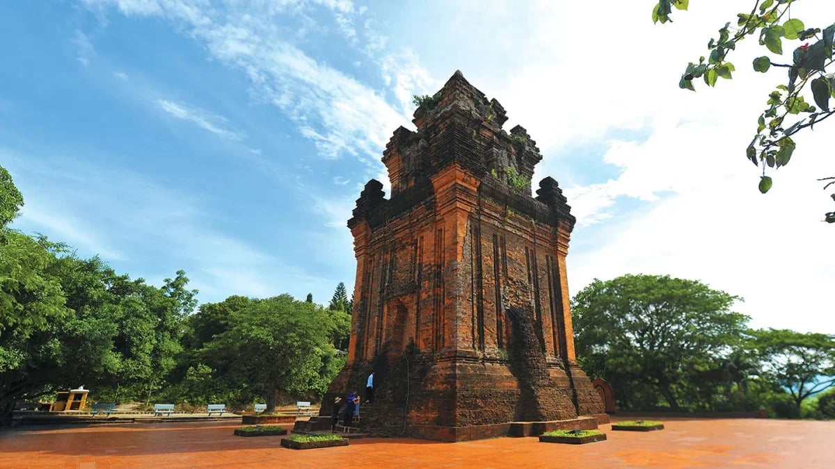 Tháp Nhạn (Nguồn: Internet)