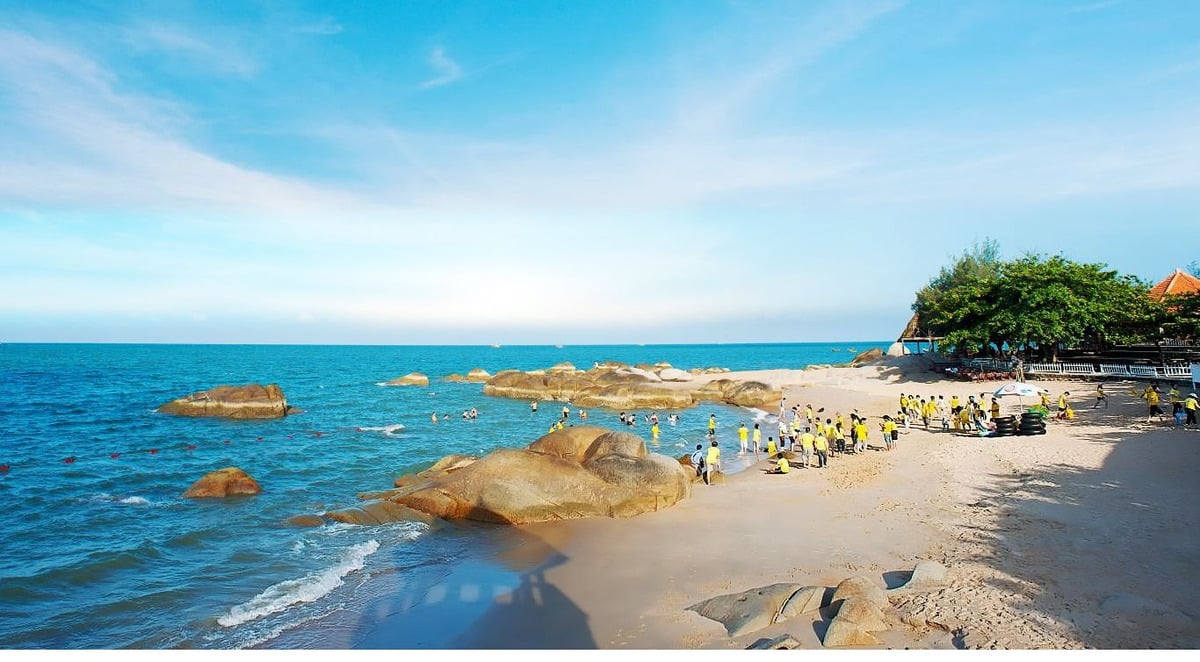 Top 5 bãi biển gần Sài Gòn nên đi dịp hè 2025 - ảnh 3