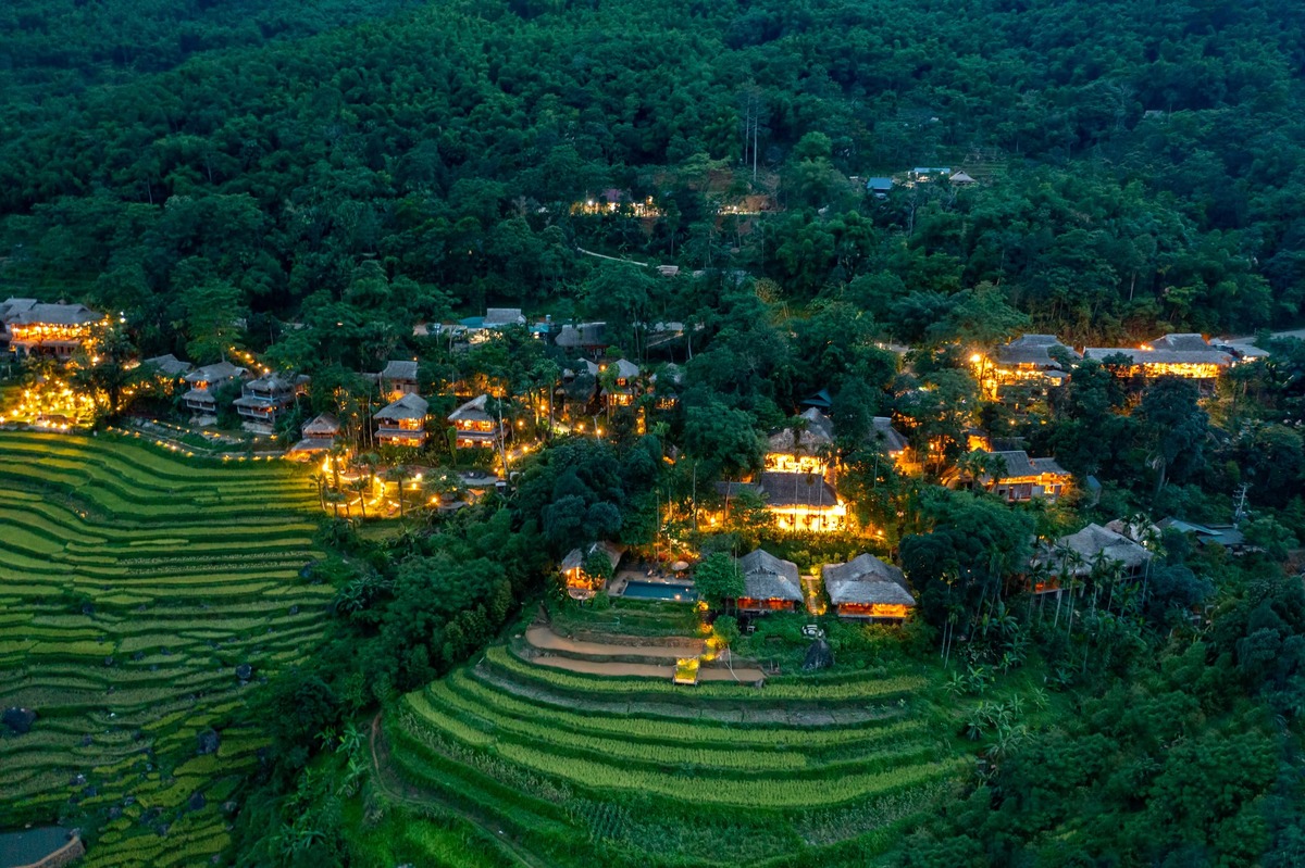 Lưu ngày 10 địa điểm du lịch cho cặp đôi ở miền Bắc nên đi dịp hè 2025 - ảnh 7