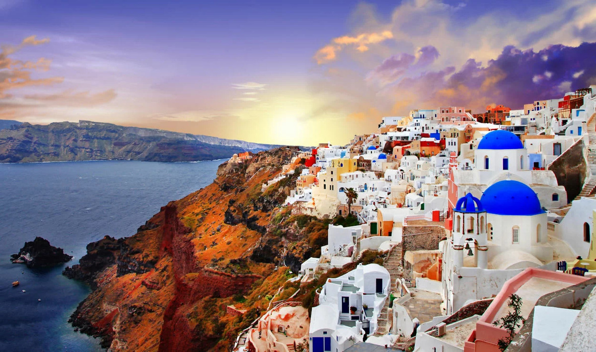 Santorini luôn là một trong những nơi đẹp nhất thế giới. (Ảnh: Internet)