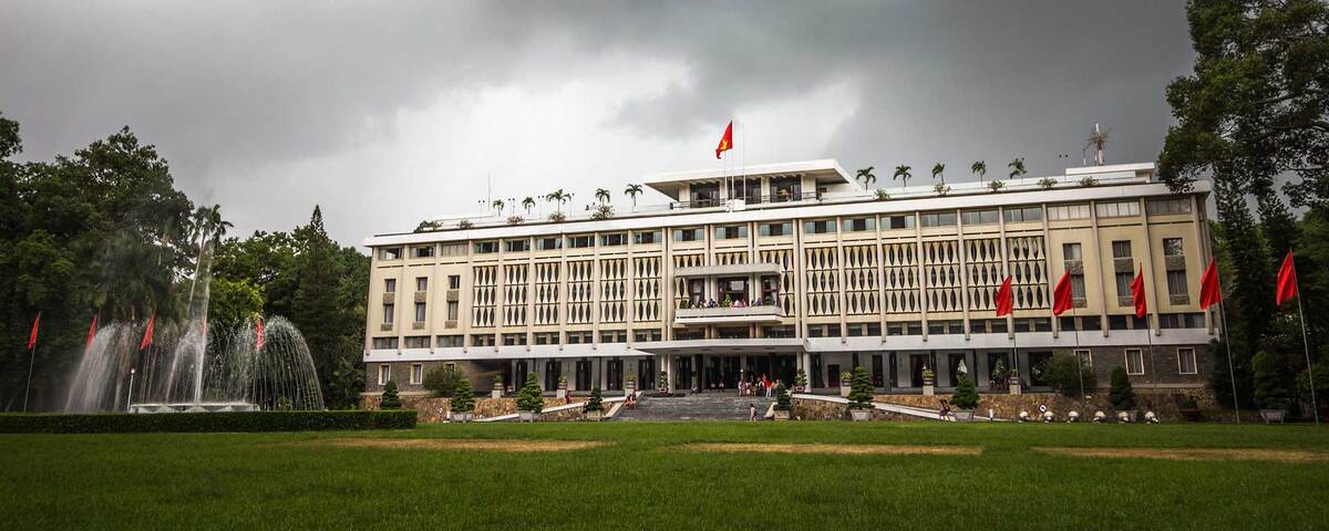Du lịch Sài Gòn đi đâu một mình? Top những địa điểm nên khám phá 2025 - ảnh 1