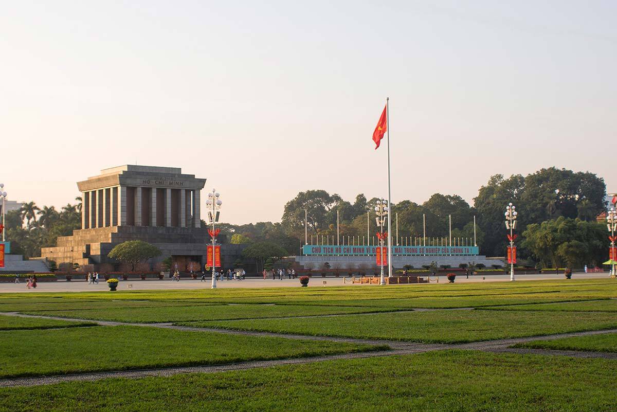Top 7 điểm đến du lịch lý tưởng nhất Hà Nội nên đi dịp hè 2025 - ảnh 2