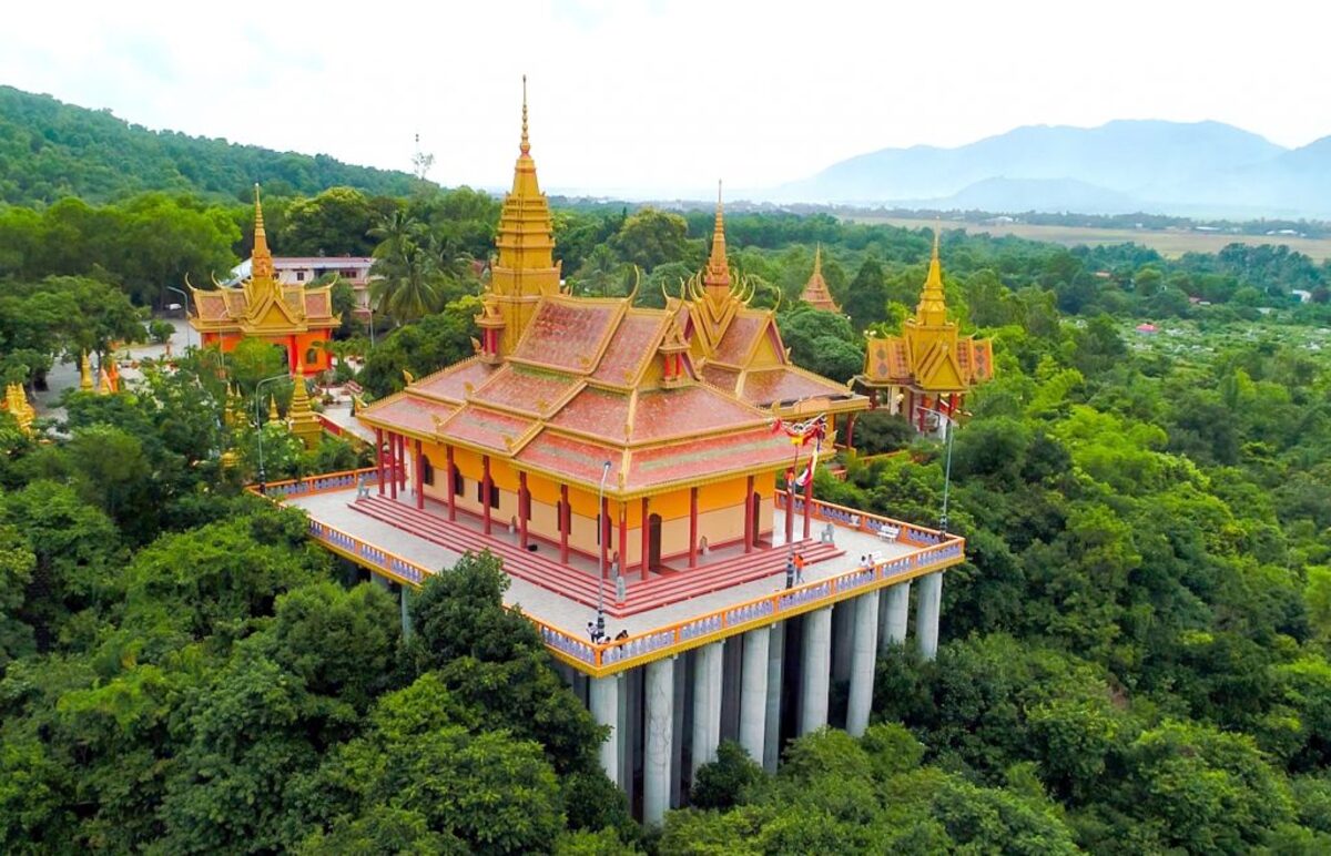 Hướng dẫn di chuyển đến chùa Tà Pạ (Ảnh: Báo An Giang)