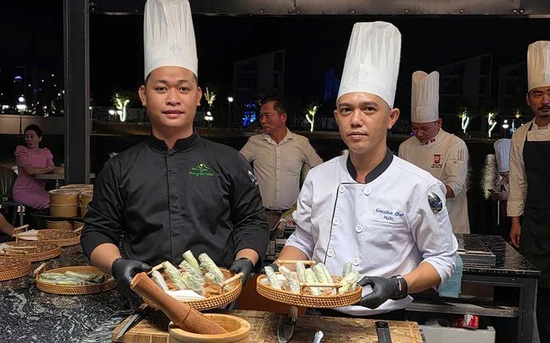 Quy tụ gần 50 gian hàng từ các tỉnh (Ảnh: VTV)