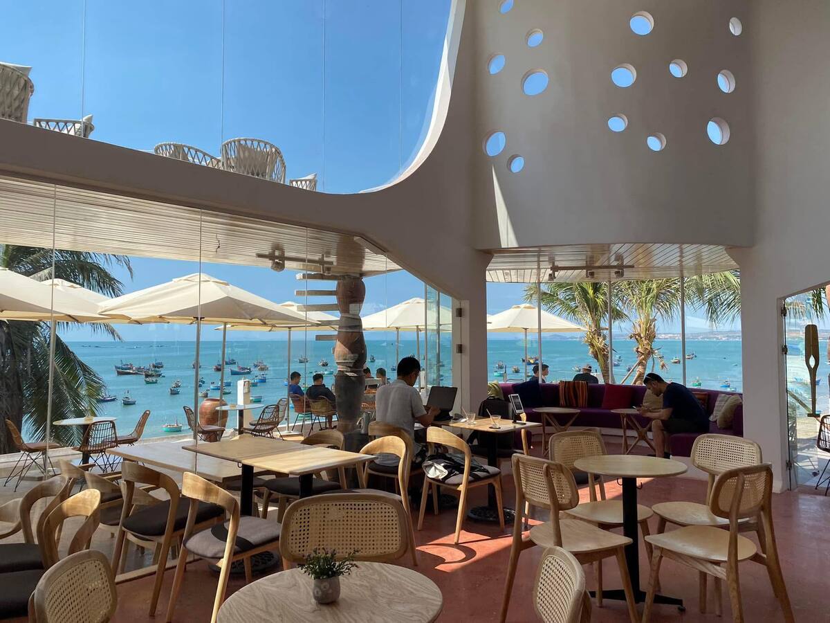 Top 5 quán cafe view đẹp ngất ngây ở Phan Thiết dịp hè 2025 - ảnh 1