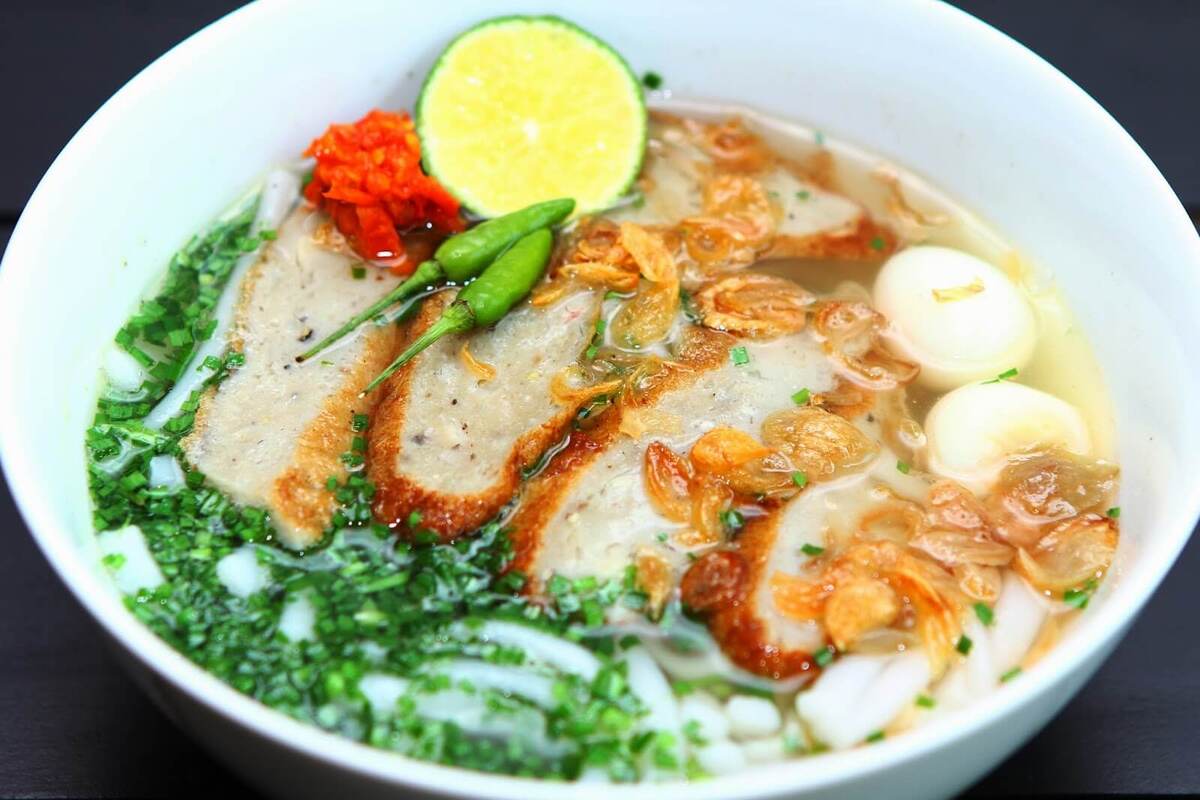Ăn gì khi du lịch Mũi Né Phan Thiết? Điểm tên 6 món ngon nhất định phải thử một lần - ảnh 1